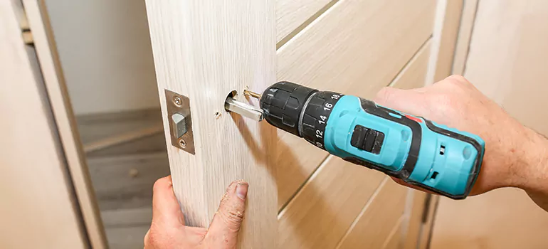 Old Door Knob Repair in Keystone, FL