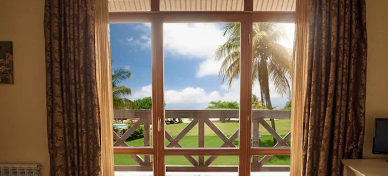 Residential Garden Window Enclosure Repair in Keystone, FL