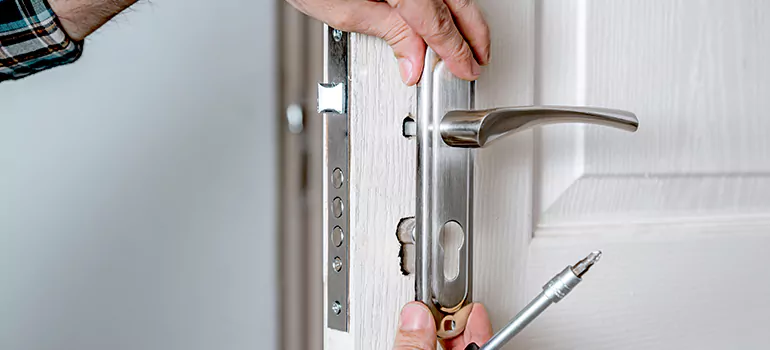 Front Door Knob Repair in Keystone, FL