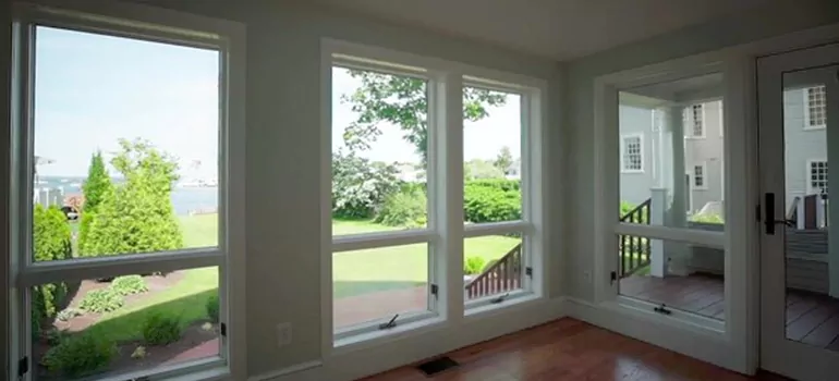 Double-hung Window Repair in Keystone, FL